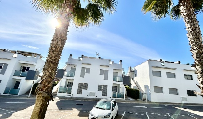 Sprzedaż - Apartament - Punta Prima