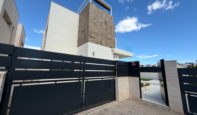 Segunda mano - Villa - Ciudad Quesada/Rojales - La Laguna