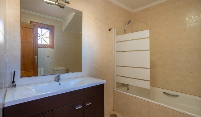Resale - Villa - Benijófar