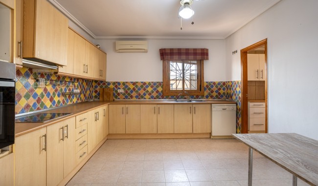 Resale - Villa - Benijófar