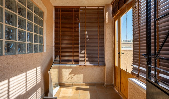 Resale - Villa - Benijófar