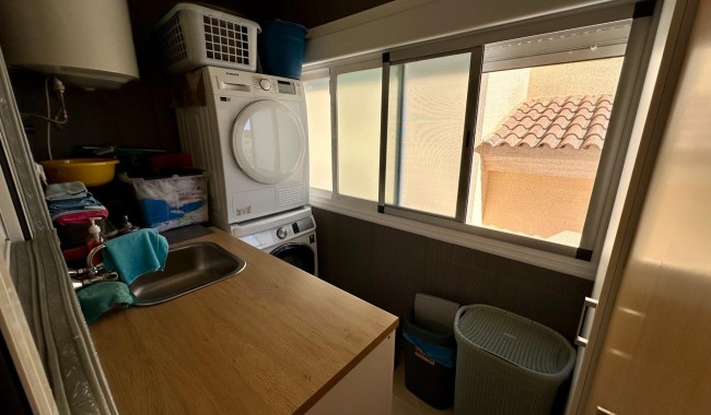 Sprzedaż - Bliźniak - San Miguel de Salinas - Residencial los flamencos