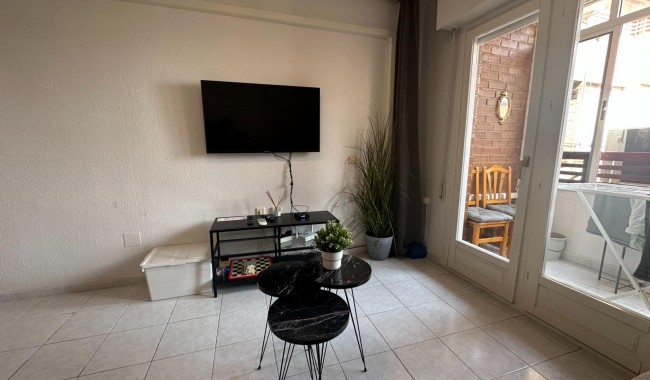 Sprzedaż - Apartament - Torrevieja - Centro