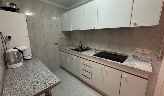 Sprzedaż - Apartament - Torrevieja - Centro