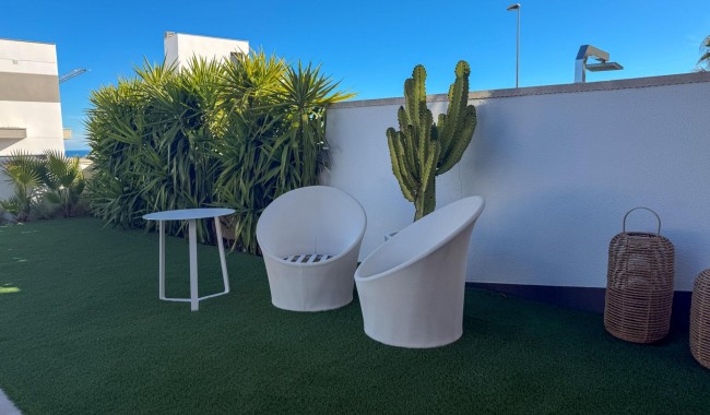 Begagnad - Villa - San Miguel de Salinas - Bellavista