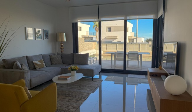 Begagnad - Villa - San Miguel de Salinas - Bellavista