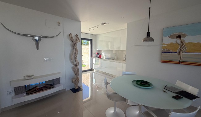 Begagnad - Villa - San Miguel de Salinas - Bellavista