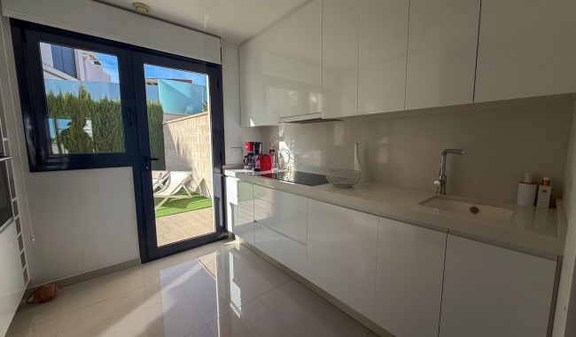 Begagnad - Villa - San Miguel de Salinas - Bellavista
