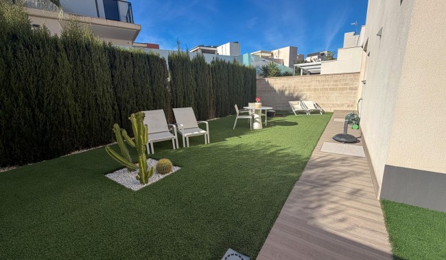 Begagnad - Villa - San Miguel de Salinas - Bellavista