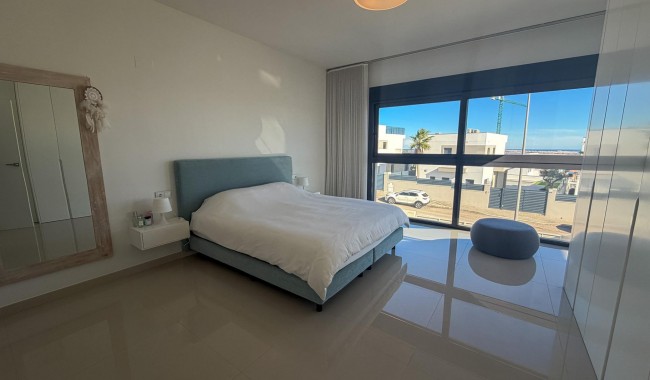 Begagnad - Villa - San Miguel de Salinas - Bellavista