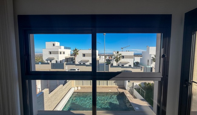 Begagnad - Villa - San Miguel de Salinas - Bellavista