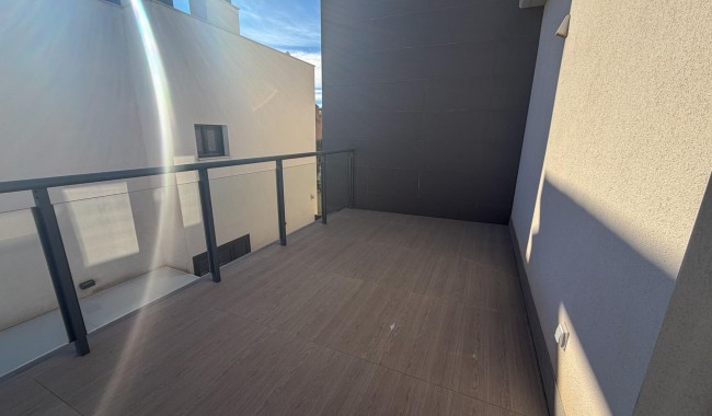 Begagnad - Villa - San Miguel de Salinas - Bellavista