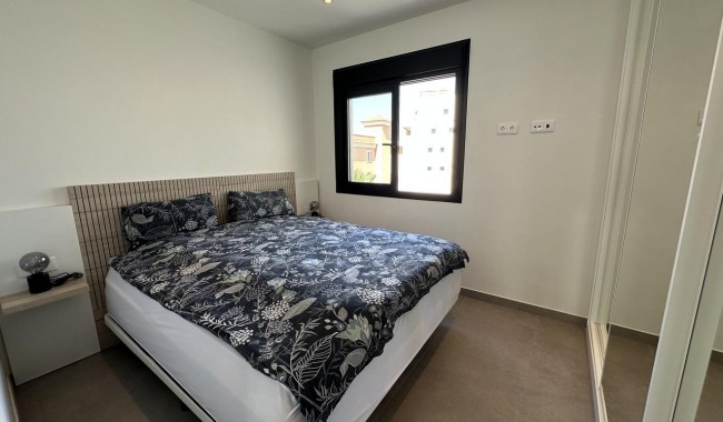 Resale - Apartment - Orihuela Costa - Villamartín