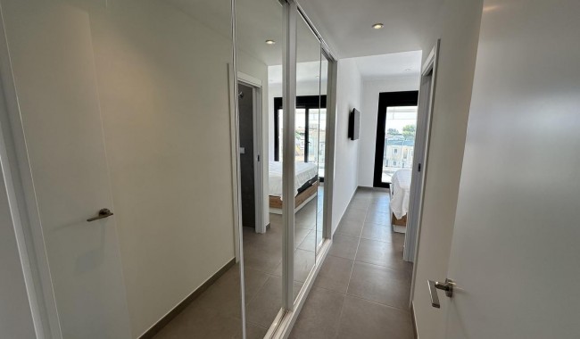 Resale - Apartment - Orihuela Costa - Villamartín