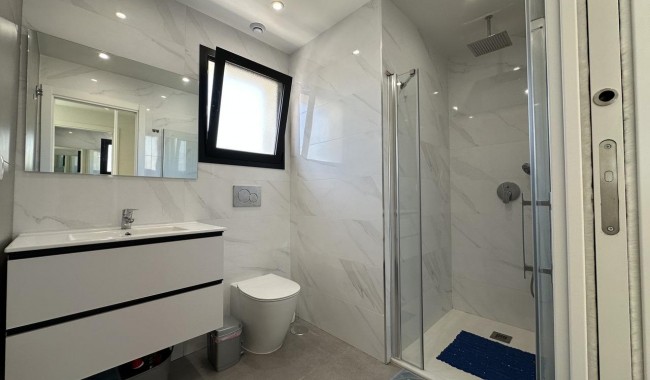 Resale - Apartment - Orihuela Costa - Villamartín