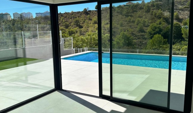 Segunda mano - Villa - Finestrat - Alicante