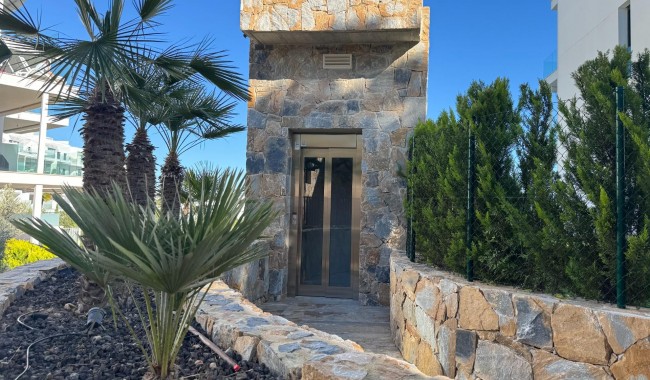 Sprzedaż - Apartament - Orihuela - Las Colinas Golf Resort