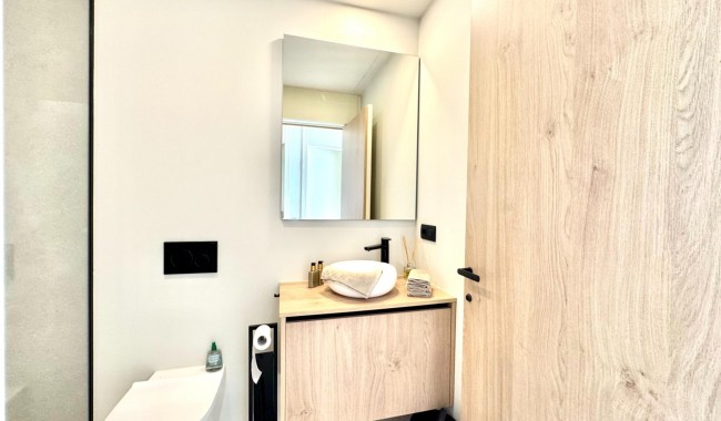 Sprzedaż - Apartament - Orihuela - Las Colinas Golf Resort