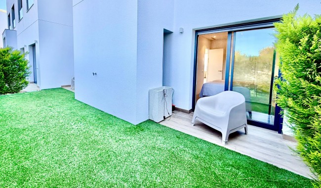 Sprzedaż - Apartament - Orihuela - Las Colinas Golf Resort