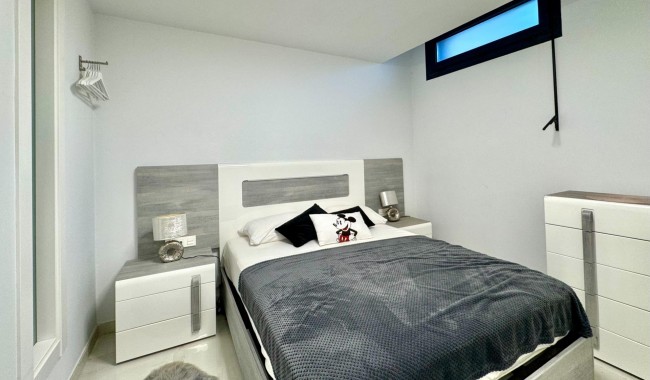 Segunda mano - Villa - Orihuela Costa - Cabo Roig