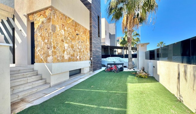 Segunda mano - Villa - Orihuela Costa - Cabo Roig