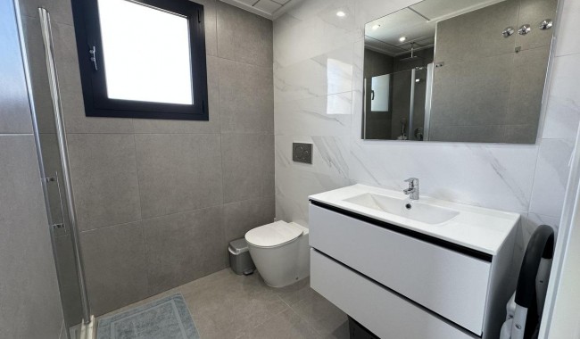 Resale - Apartment - Orihuela Costa - Villamartín