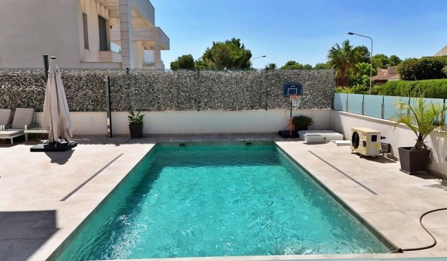 Brukt - Villa - Orihuela Costa - Villamartín