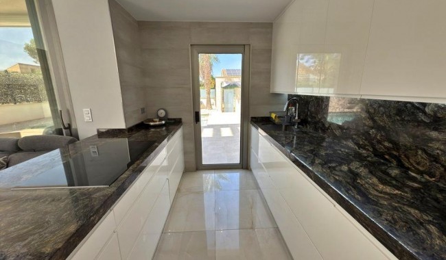 Brukt - Villa - Orihuela Costa - Villamartín