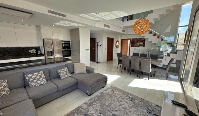 Brukt - Villa - Orihuela Costa - Villamartín