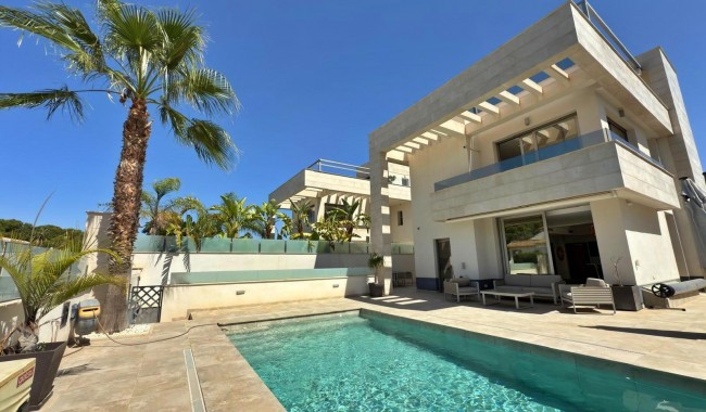 Brukt - Villa - Orihuela Costa - Villamartín