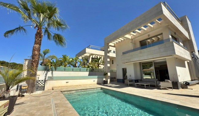Brukt - Villa - Orihuela Costa - Villamartín