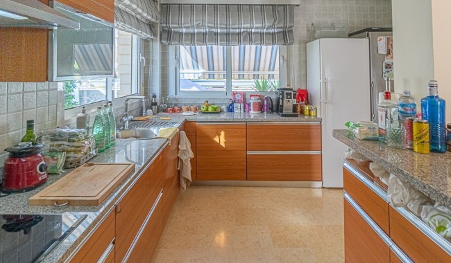 Resale - Villa - La Mata, Torrevieja - La Mata