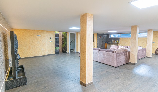 Resale - Villa - La Mata, Torrevieja - La Mata