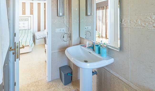 Resale - Villa - La Mata, Torrevieja - La Mata