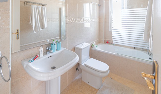 Resale - Villa - La Mata, Torrevieja - La Mata