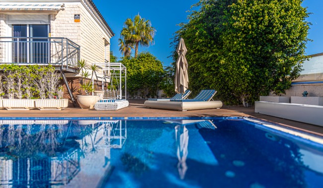 Resale - Villa - La Mata, Torrevieja - La Mata