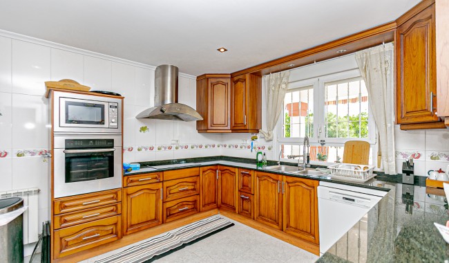 Resale - Villa - Campoamor - Dehesa de Campoamor
