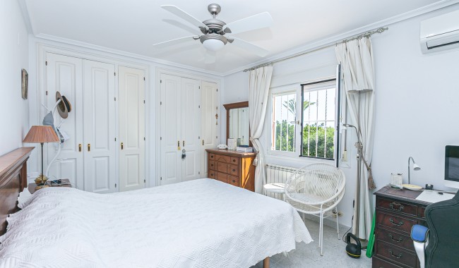 Resale - Villa - Campoamor - Dehesa de Campoamor