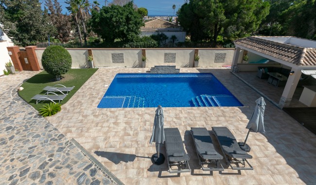 Resale - Villa - Campoamor - Lomas de Don Juan