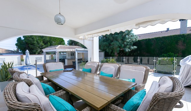 Resale - Villa - Campoamor - Lomas de Don Juan