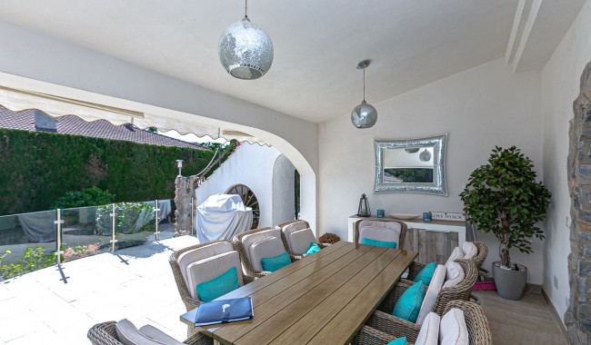 Resale - Villa - Campoamor - Lomas de Don Juan