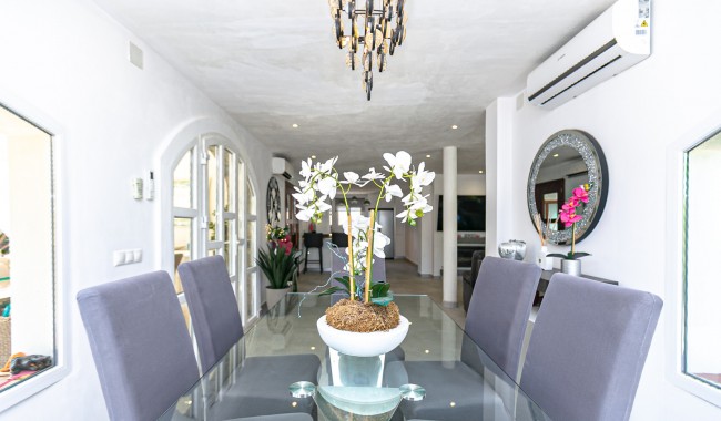 Resale - Villa - Campoamor - Lomas de Don Juan