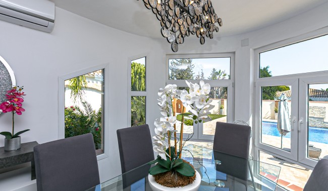 Resale - Villa - Campoamor - Lomas de Don Juan