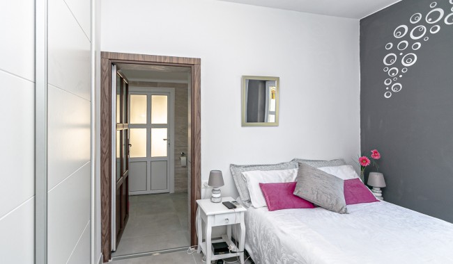 Resale - Villa - Campoamor - Lomas de Don Juan
