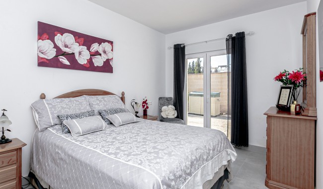 Resale - Villa - Campoamor - Lomas de Don Juan