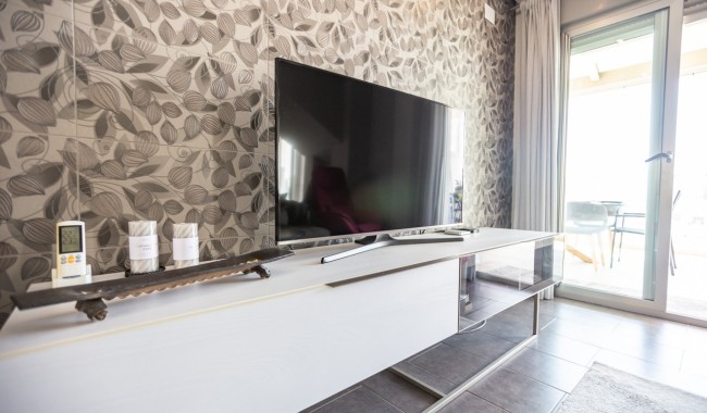 Resale - Apartment - Villamartín