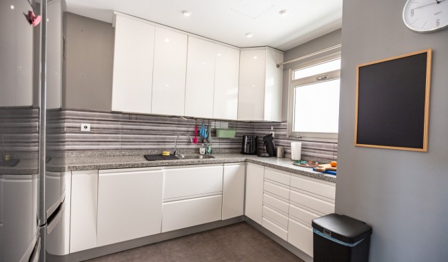 Resale - Apartment - Villamartín