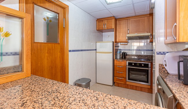 Resale - Apartment - Torrevieja - Beach
