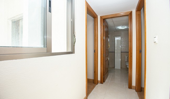 Resale - Apartment - Torrevieja - Beach