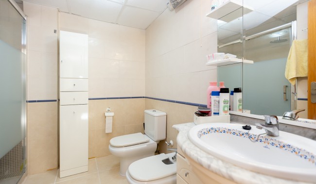 Resale - Apartment - Torrevieja - Beach